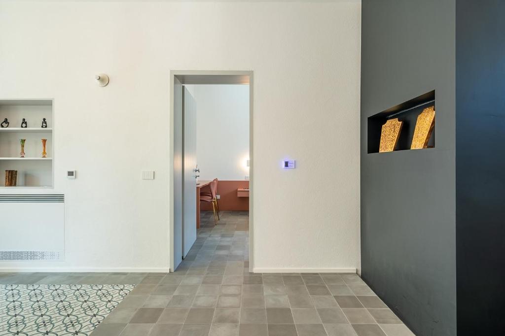 Habitart Hotell Monserrato Exteriör bild
